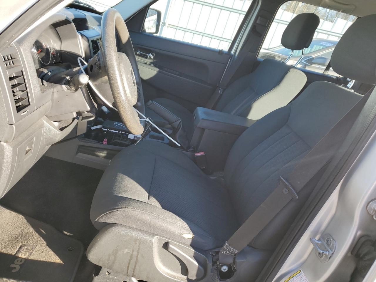 2011 JEEP LIBERTY SP - Фото 7