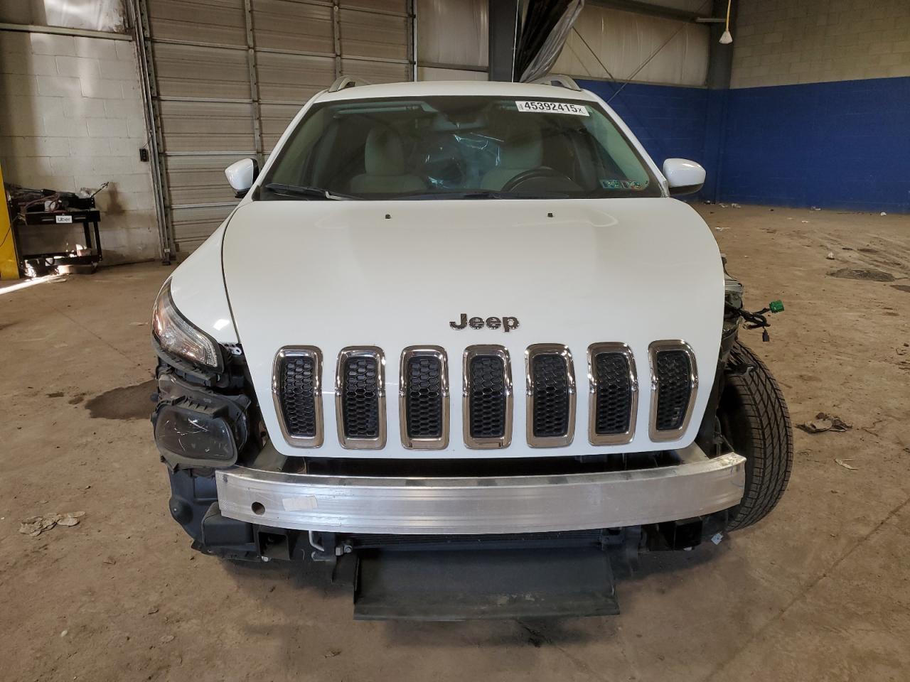2017 JEEP CHEROKEE L - Image 5