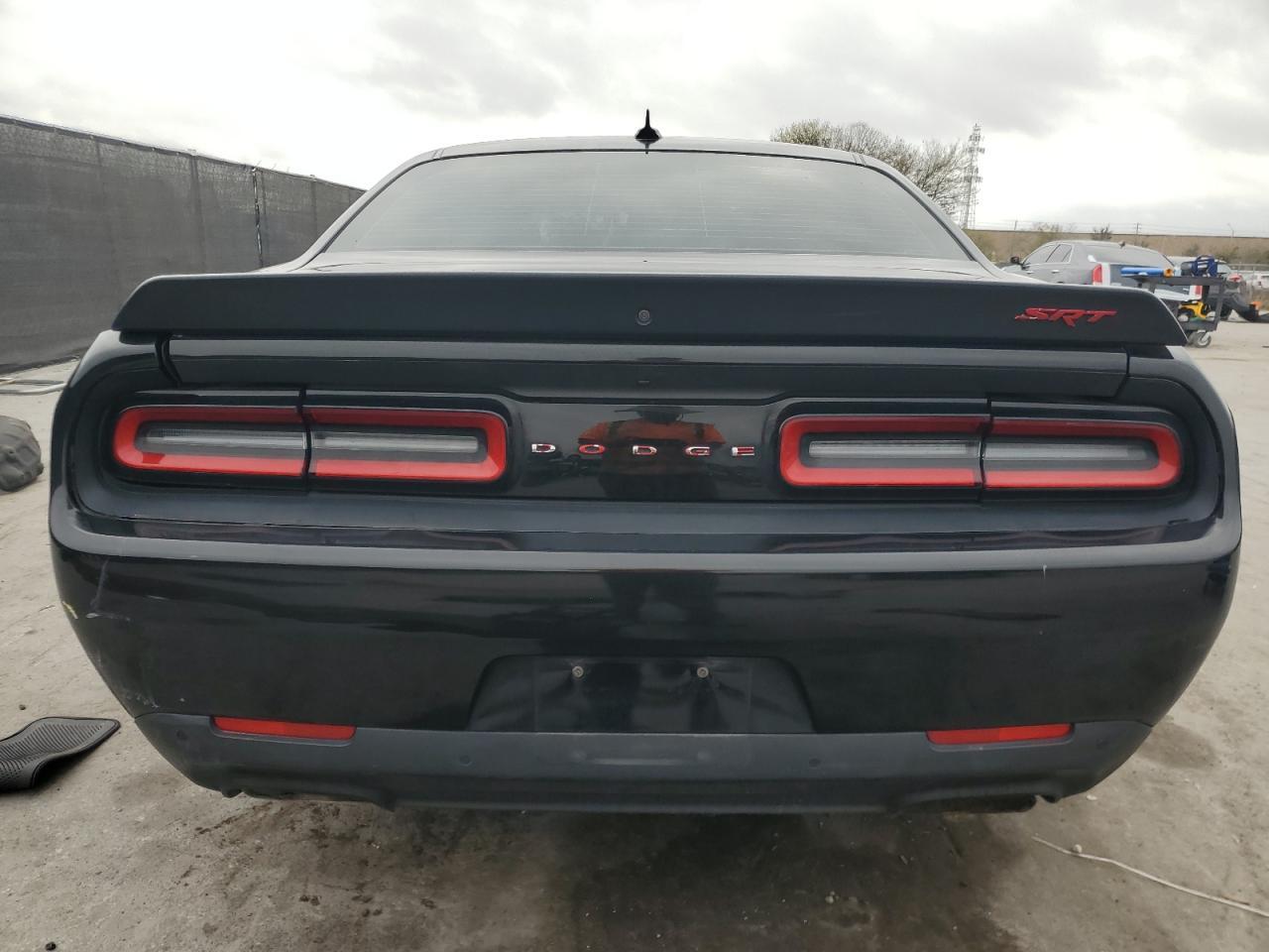 2015 DODGE CHALLENGER - Фото 6