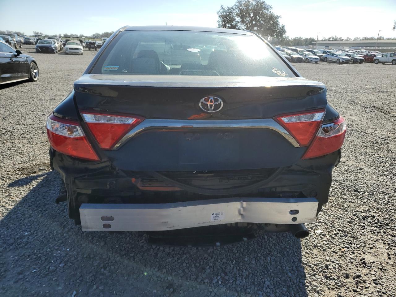 2016 TOYOTA CAMRY LE - Фото 6