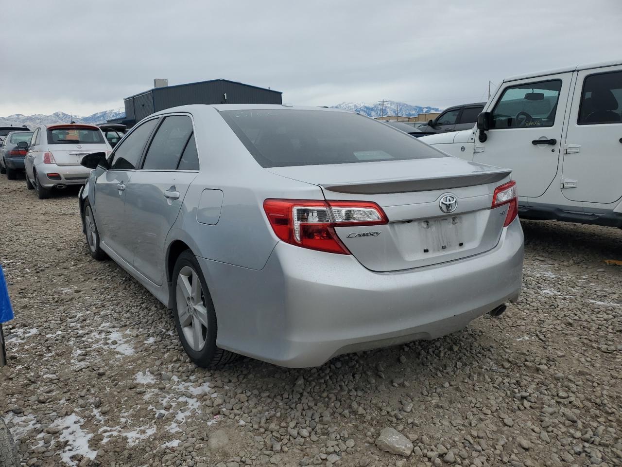 2012 TOYOTA CAMRY BASE - Фото 2