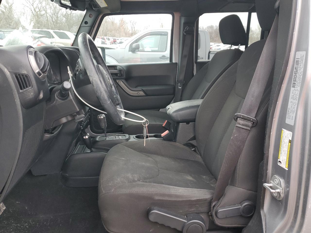 2017 JEEP WRANGLER U - Image 7