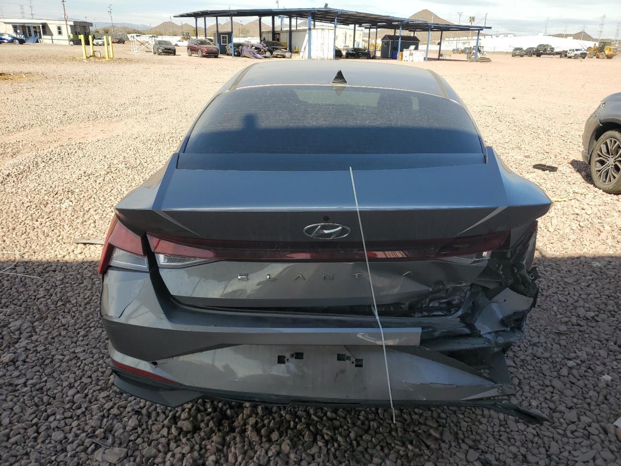 2022 HYUNDAI ELANTRA SE - Фото 6