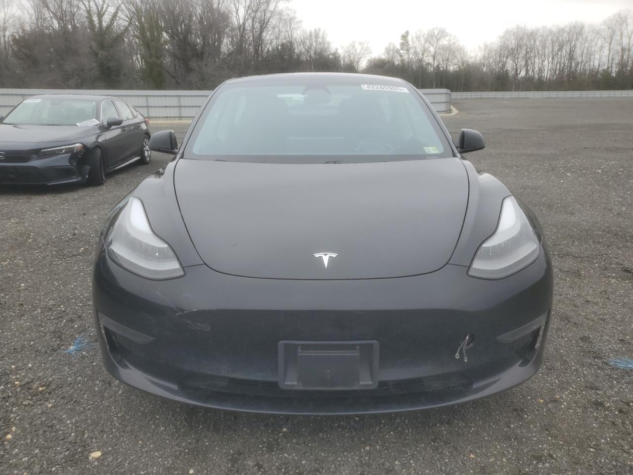 2021 TESLA MODEL 3 - Фото 5