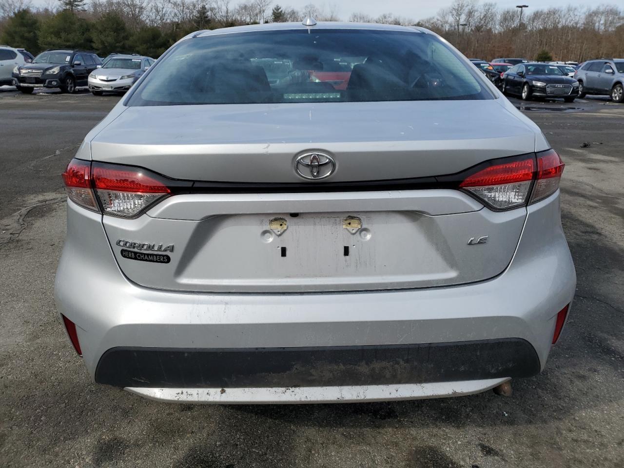 2020 TOYOTA COROLLA LE - Фото 6