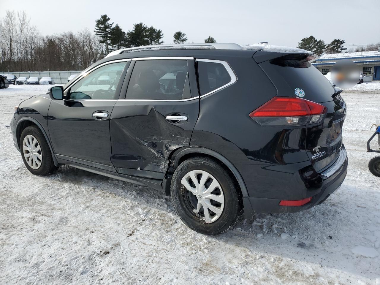 2017 NISSAN ROGUE S - Фото 2