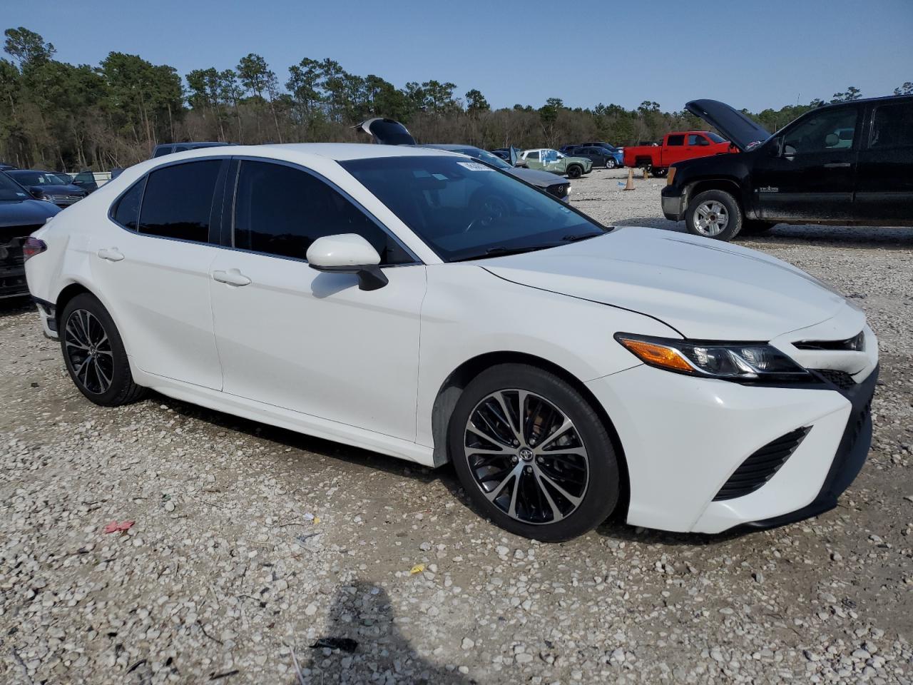 2018 TOYOTA CAMRY L - Фото 4