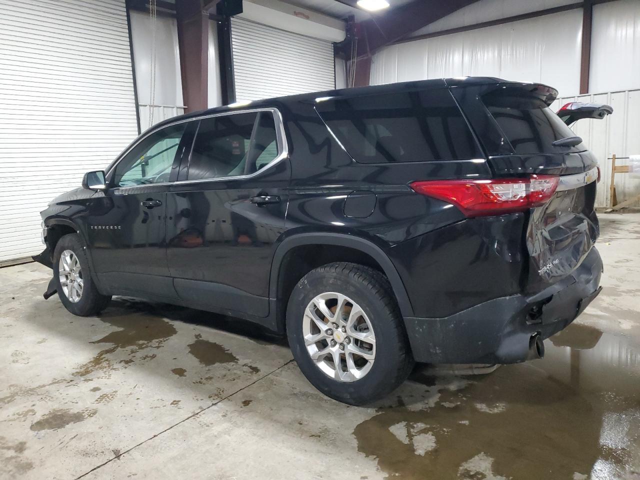 2021 CHEVROLET TRAVERSE L - Фото 2