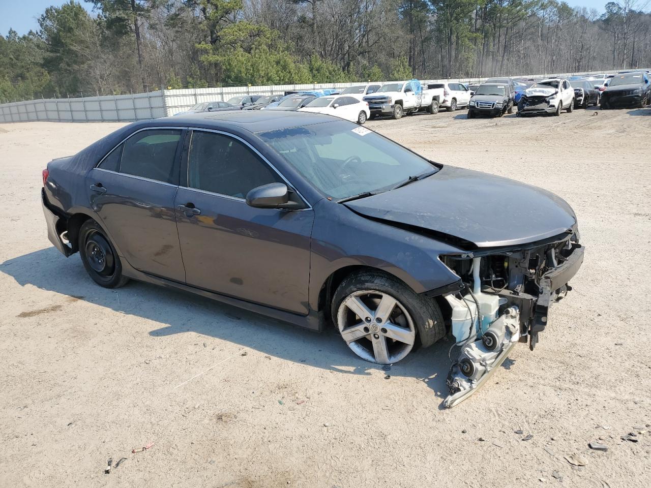 2013 TOYOTA CAMRY L - Image 4