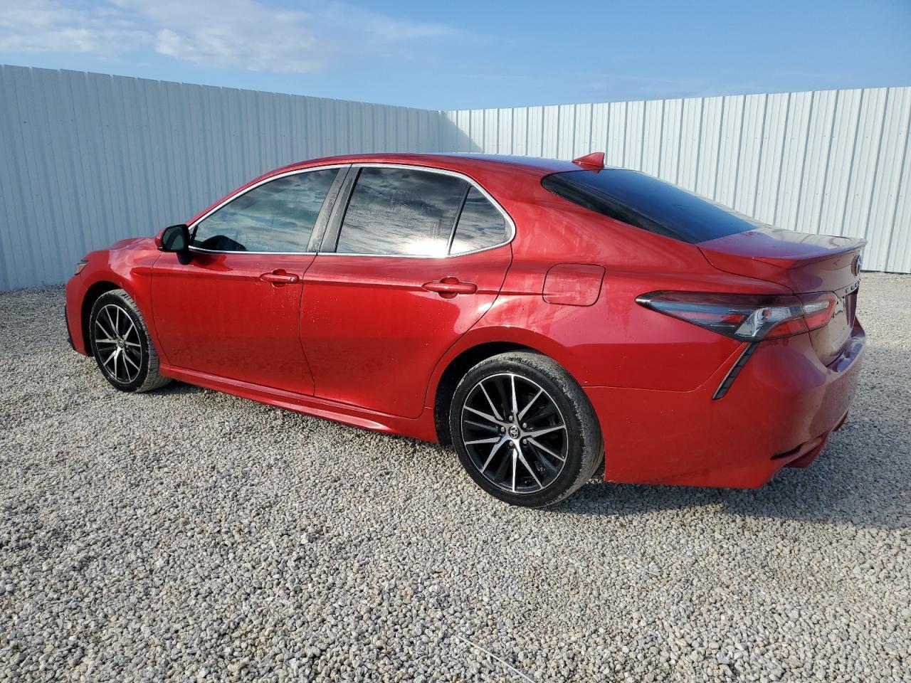 2021 TOYOTA CAMRY SE - Image 2
