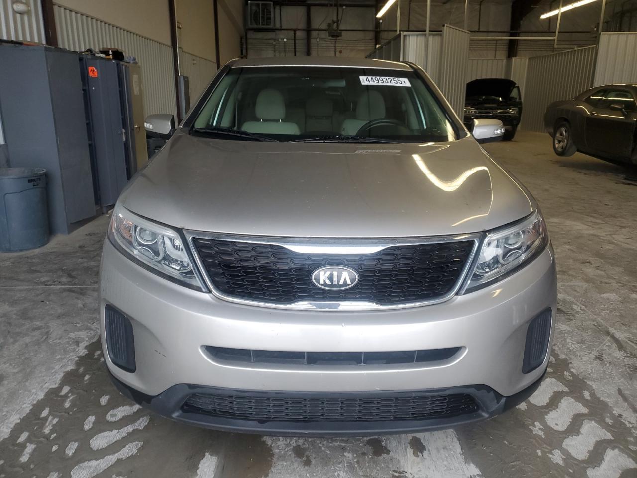 2014 KIA SORENTO LX - Фото 5