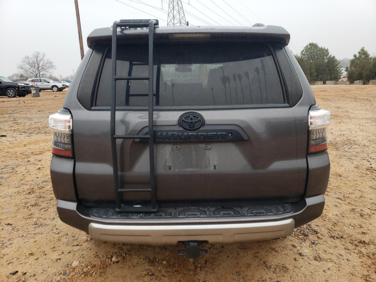 2019 TOYOTA 4RUNNER SR - Фото 6