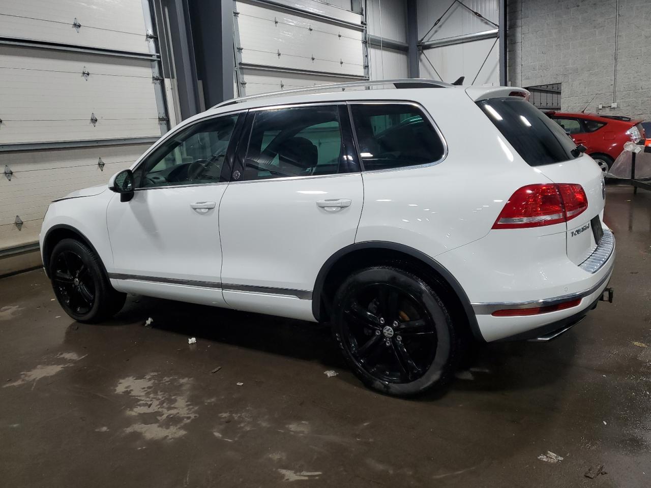 2017 VOLKSWAGEN TOUAREG WO - Image 2