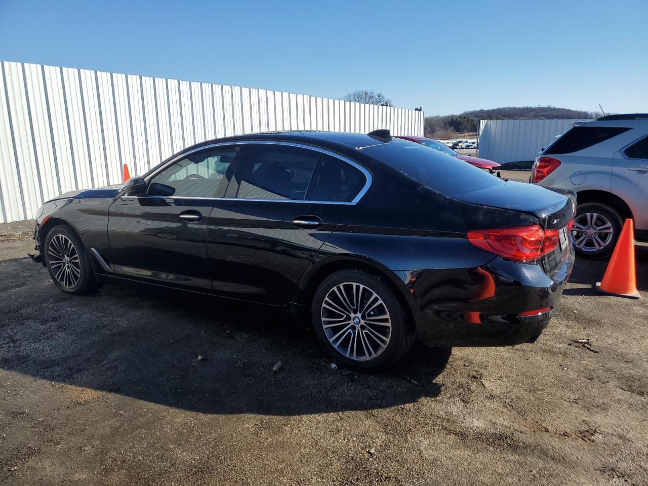 2017 BMW 540 XI - Фото 2