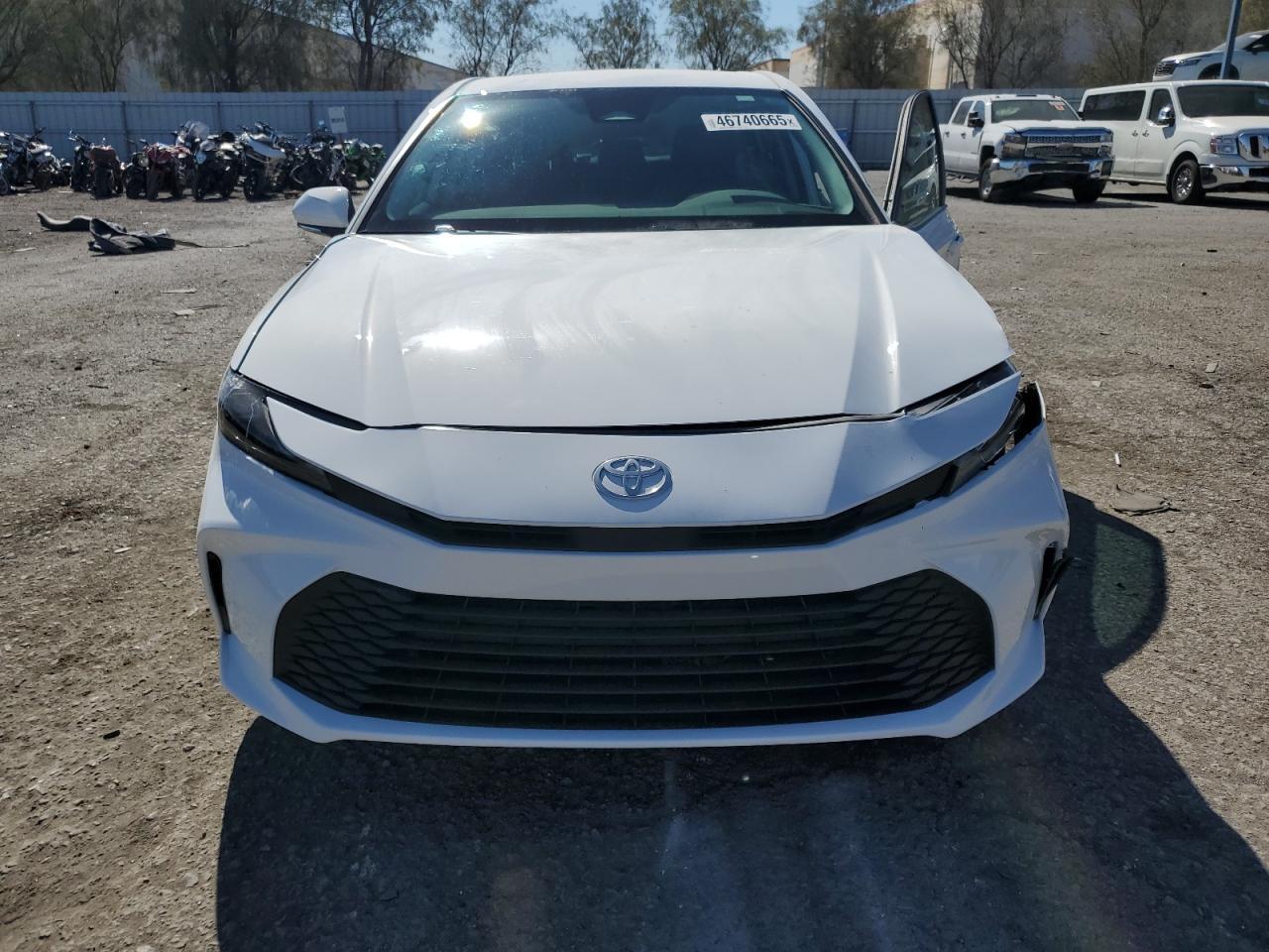 2025 TOYOTA CAMRY XSE - Фото 5