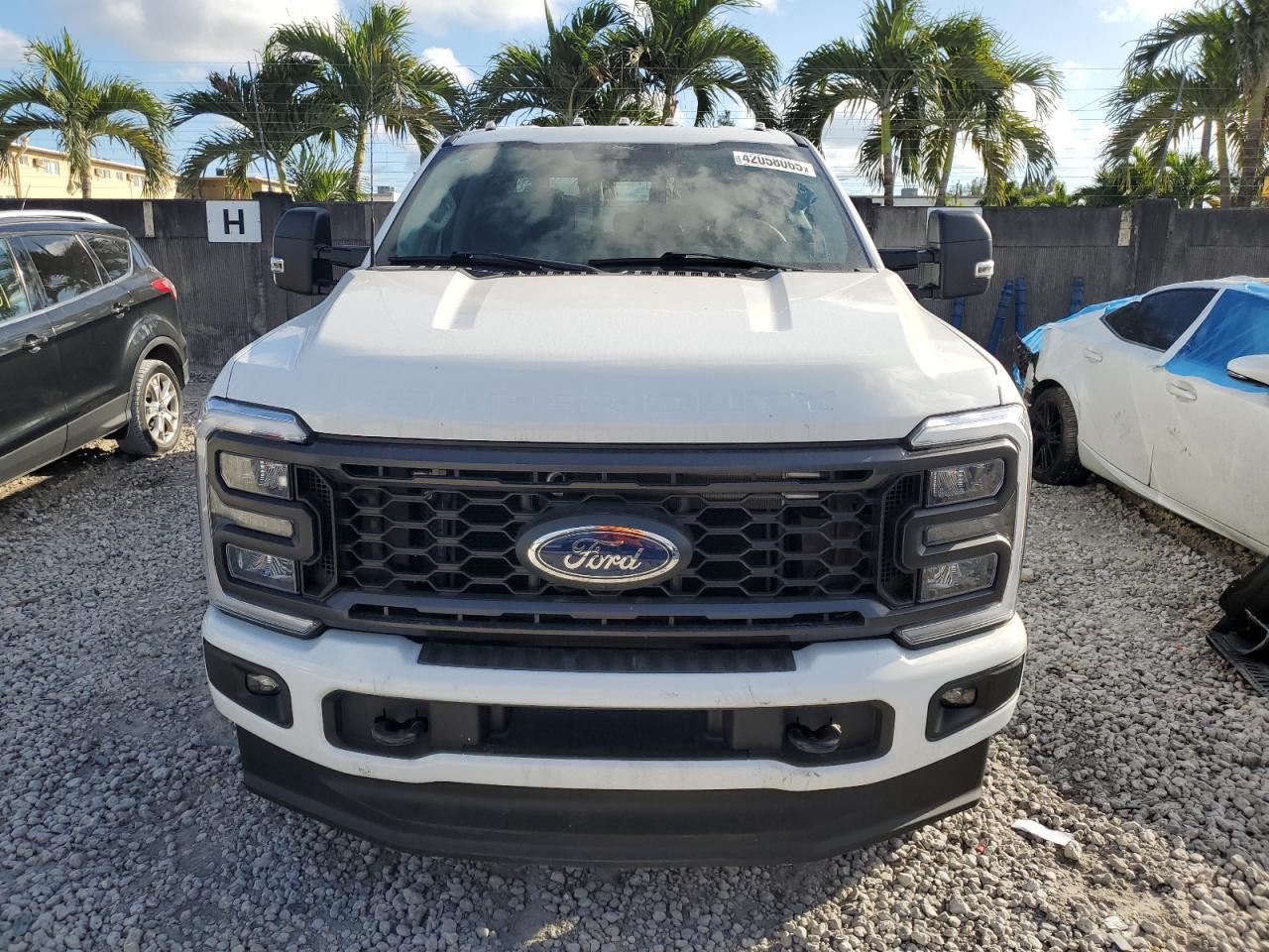 2024 FORD F250 SUPER - Фото 5
