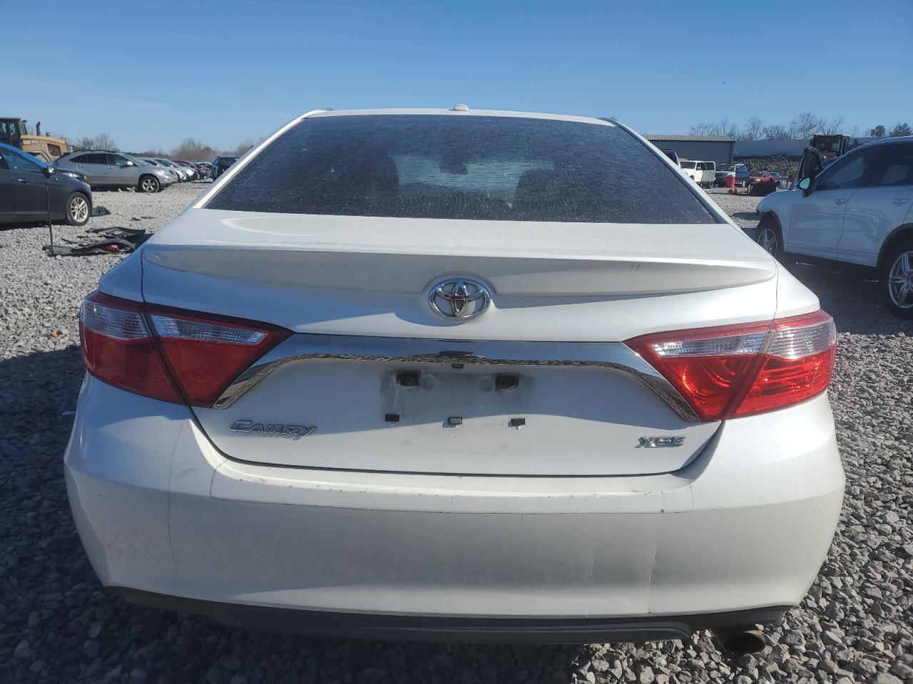 2017 TOYOTA CAMRY LE - Image 6