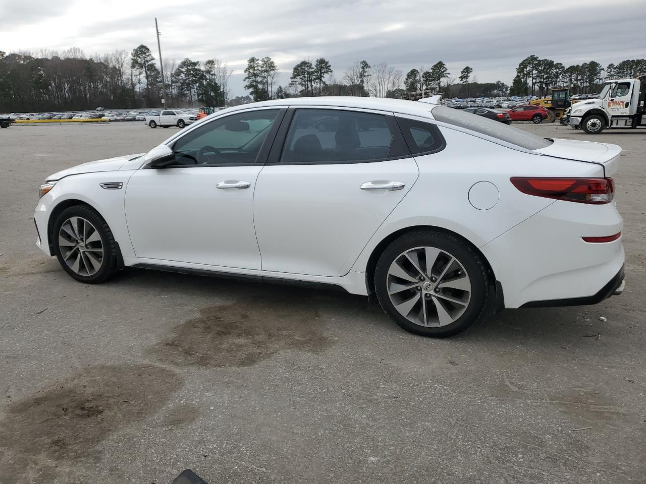 2019 KIA OPTIMA LX - Фото 2