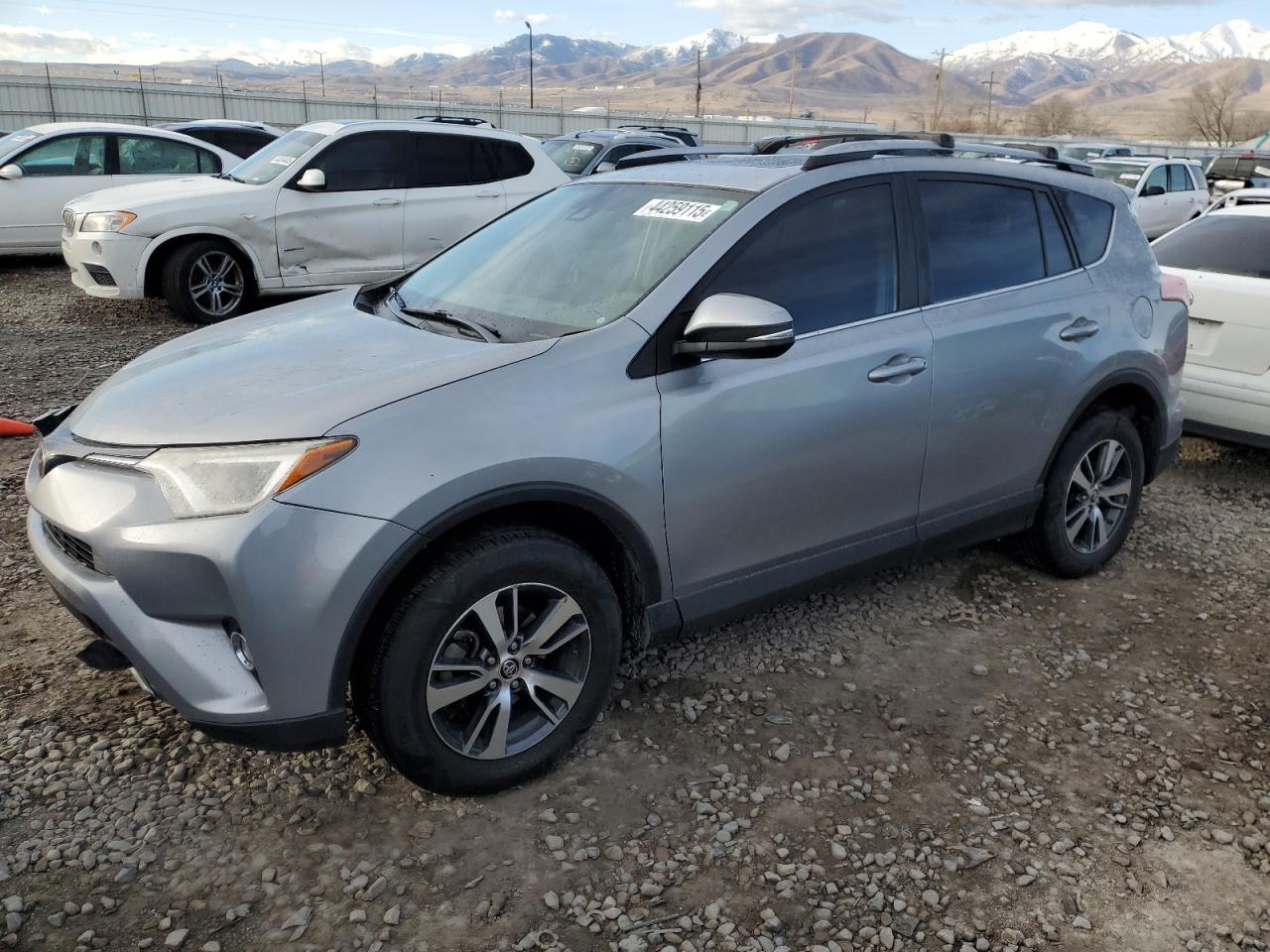 2017 TOYOTA RAV4 XLE