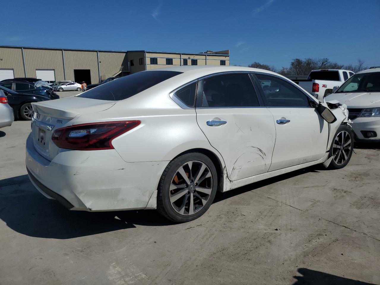 2018 NISSAN ALTIMA 2.5 - Image 3