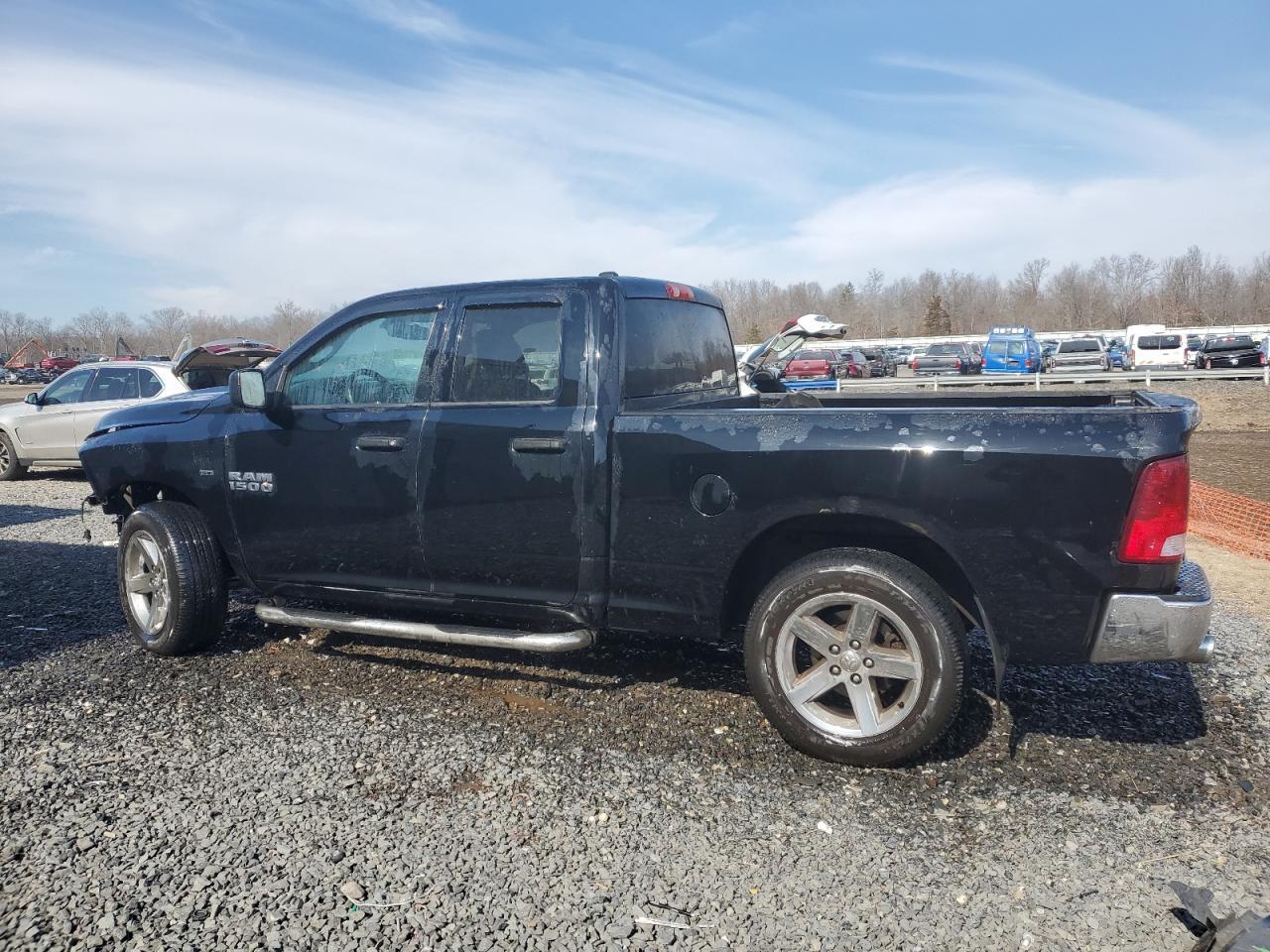 2014 RAM 1500 ST - Image 2