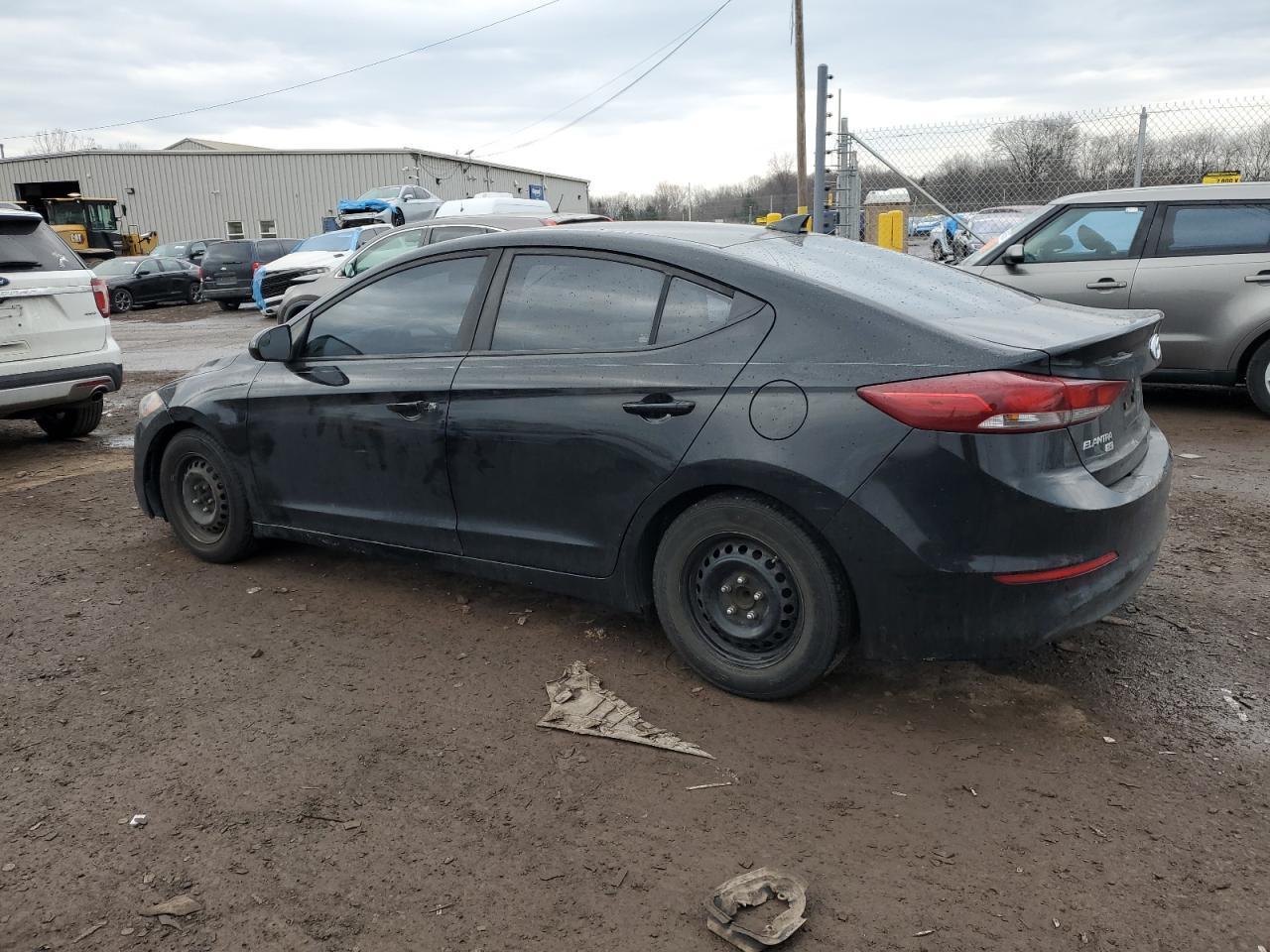 2017 HYUNDAI ELANTRA SE - Фото 2