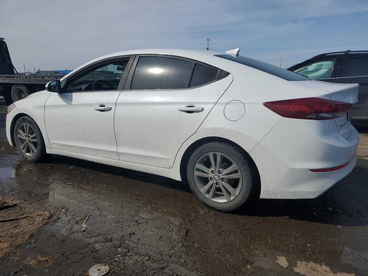 2017 HYUNDAI ELANTRA SE - Фото 2