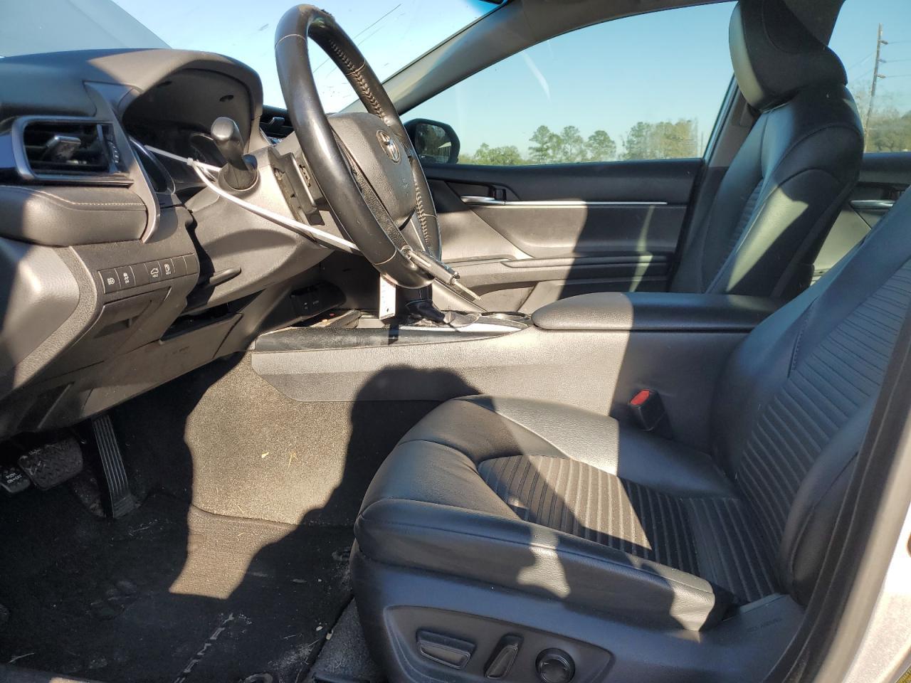 2019 TOYOTA CAMRY L - Image 7