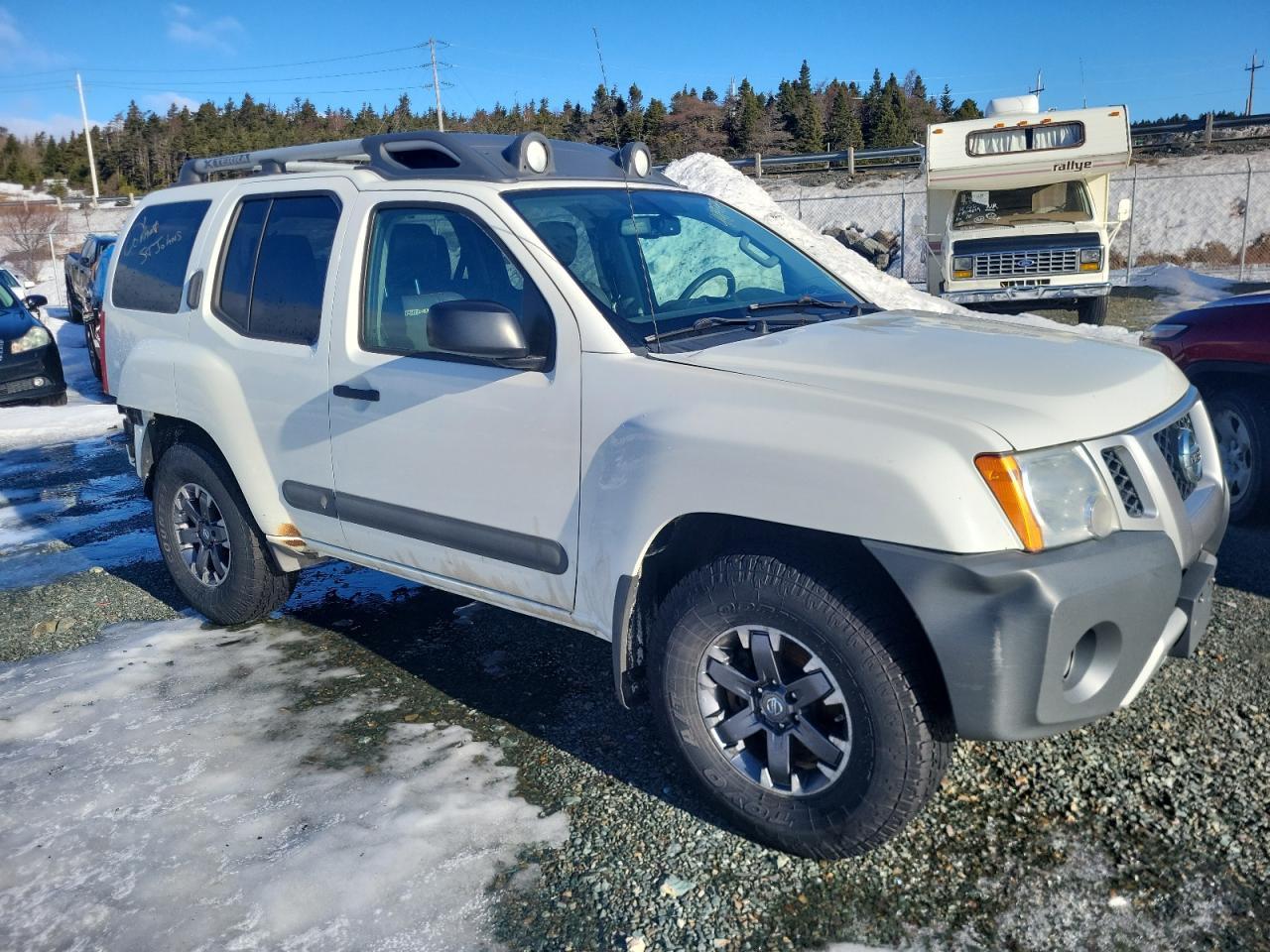 2015 NISSAN XTERRA X - Image 4