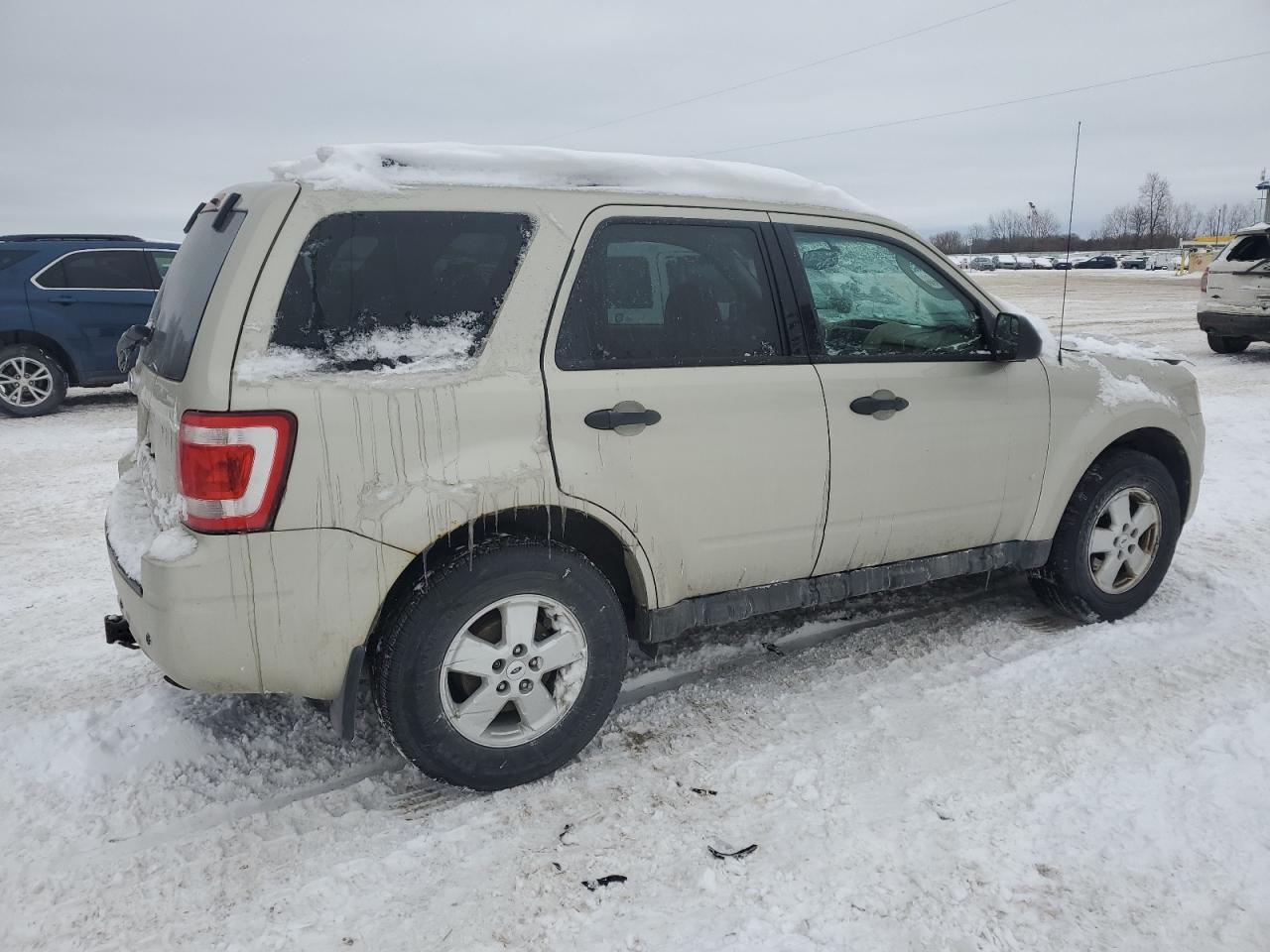 2012 FORD ESCAPE XLT - Фото 3