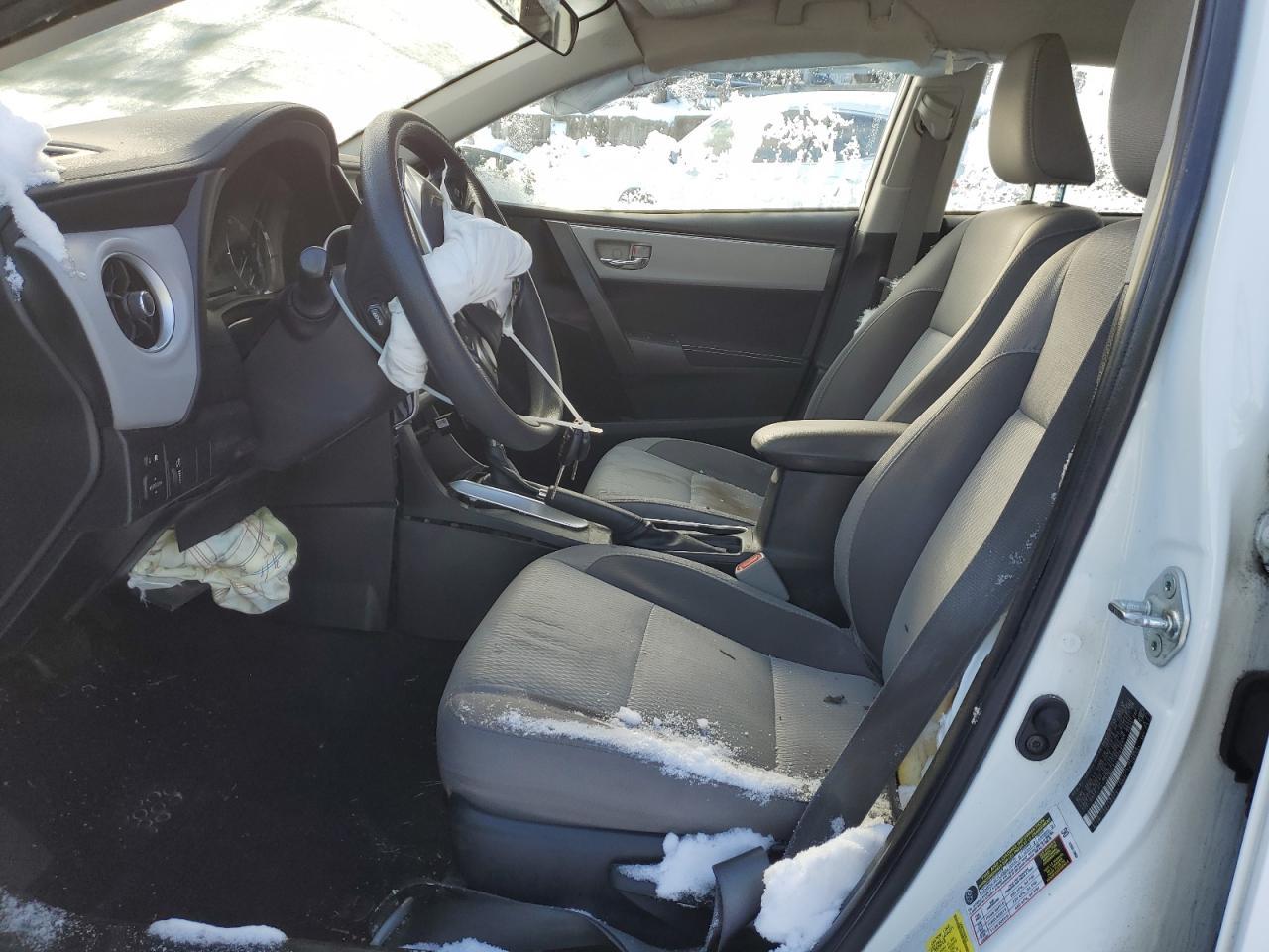 2018 TOYOTA COROLLA L - Image 7