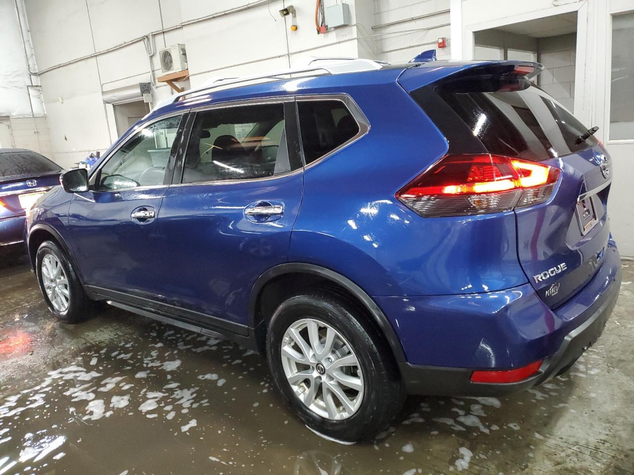 2018 NISSAN ROGUE S - Фото 2