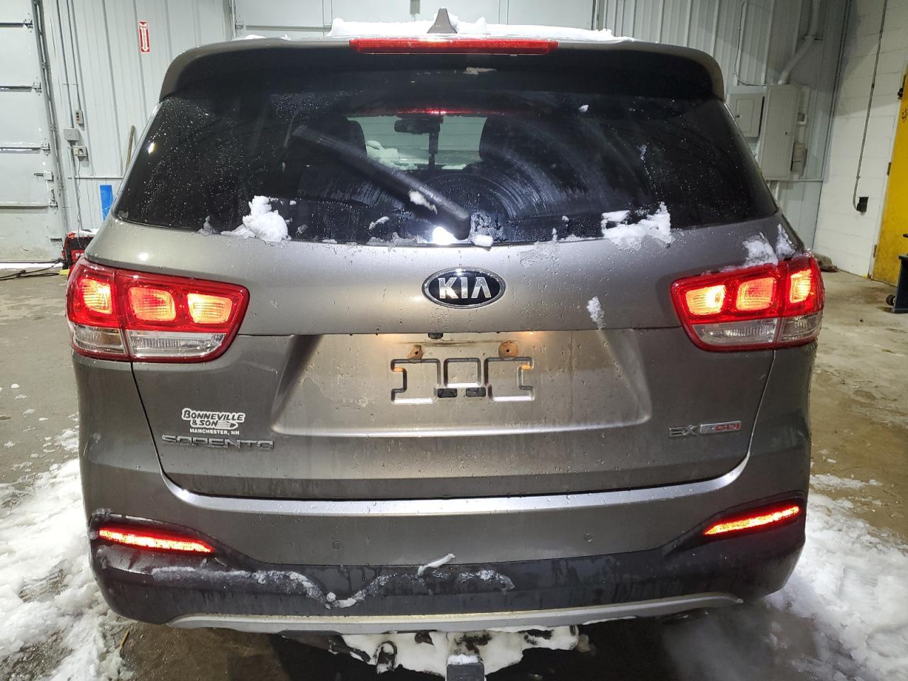 2016 KIA SORENTO EX - Image 6