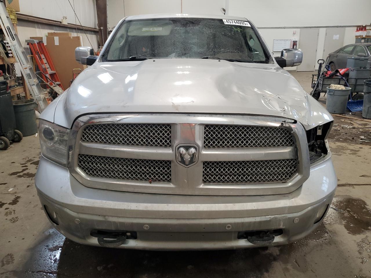 2017 RAM 1500 LONGH - Фото 5
