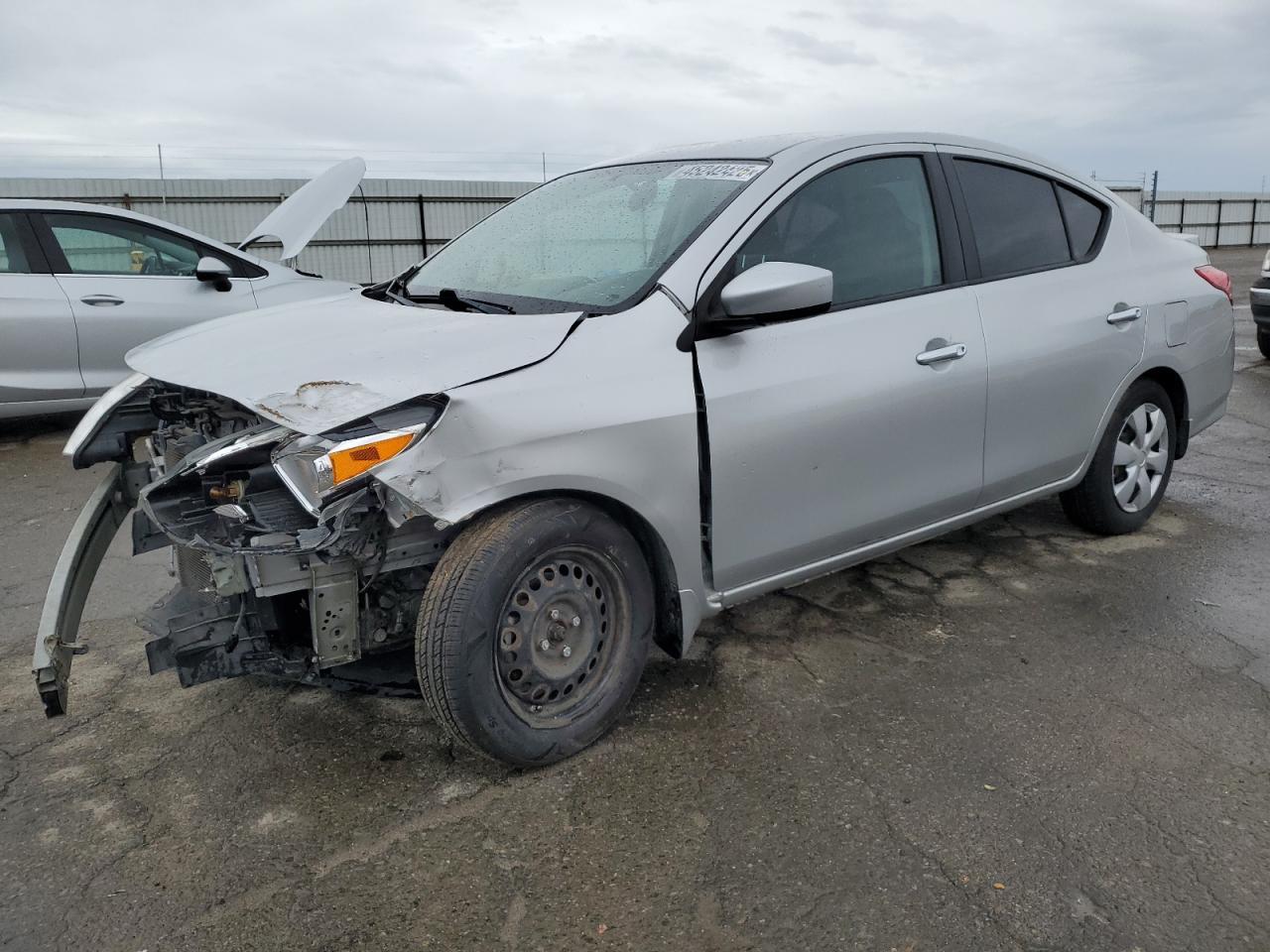 2016 NISSAN VERSA S