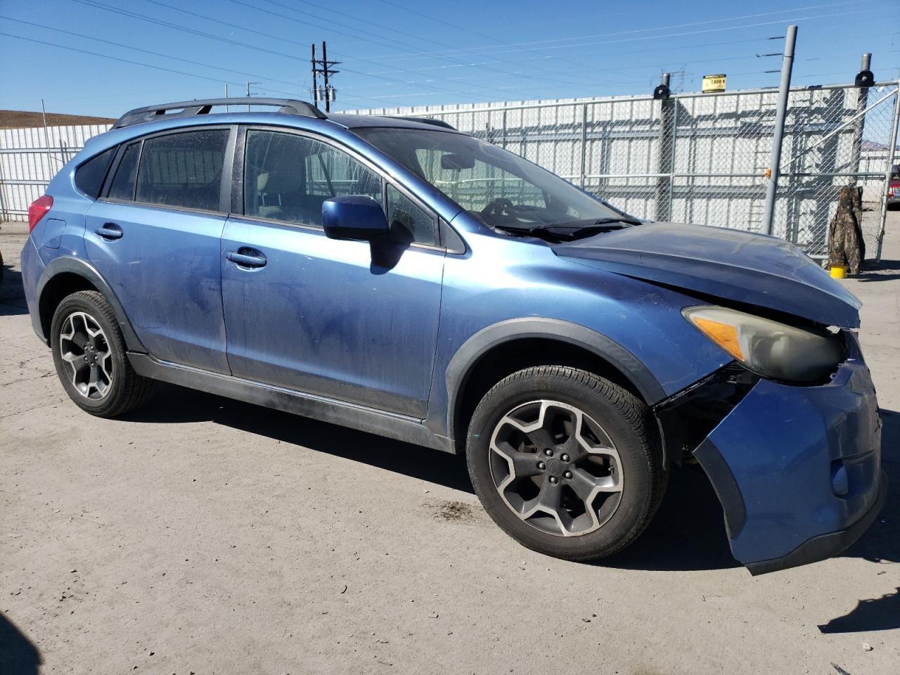 2014 SUBARU XV CROSSTR - Image 4