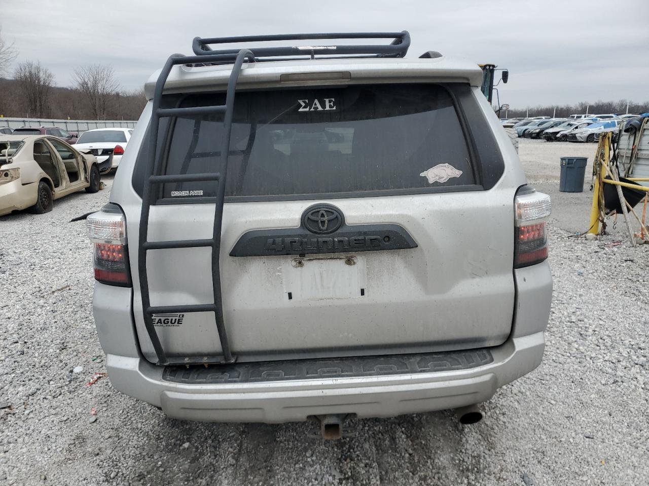 2019 TOYOTA 4RUNNER SR - Image 6