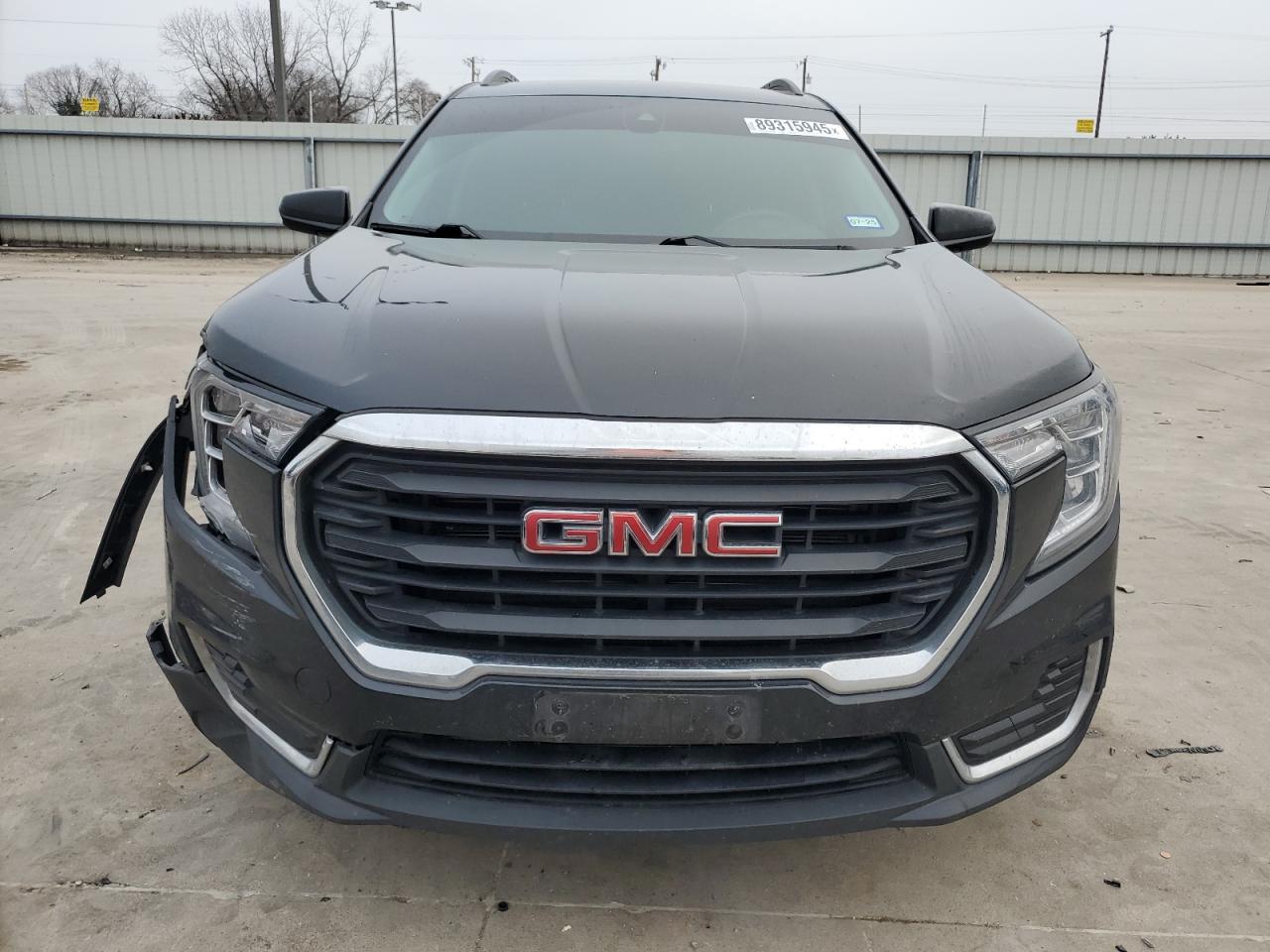 2023 GMC TERRAIN SL - Image 5