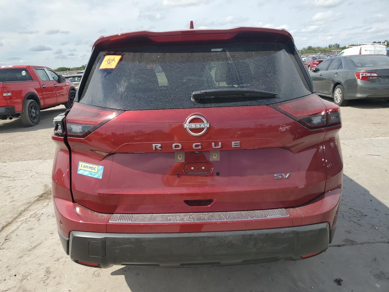 2024 NISSAN ROGUE SV - Image 6