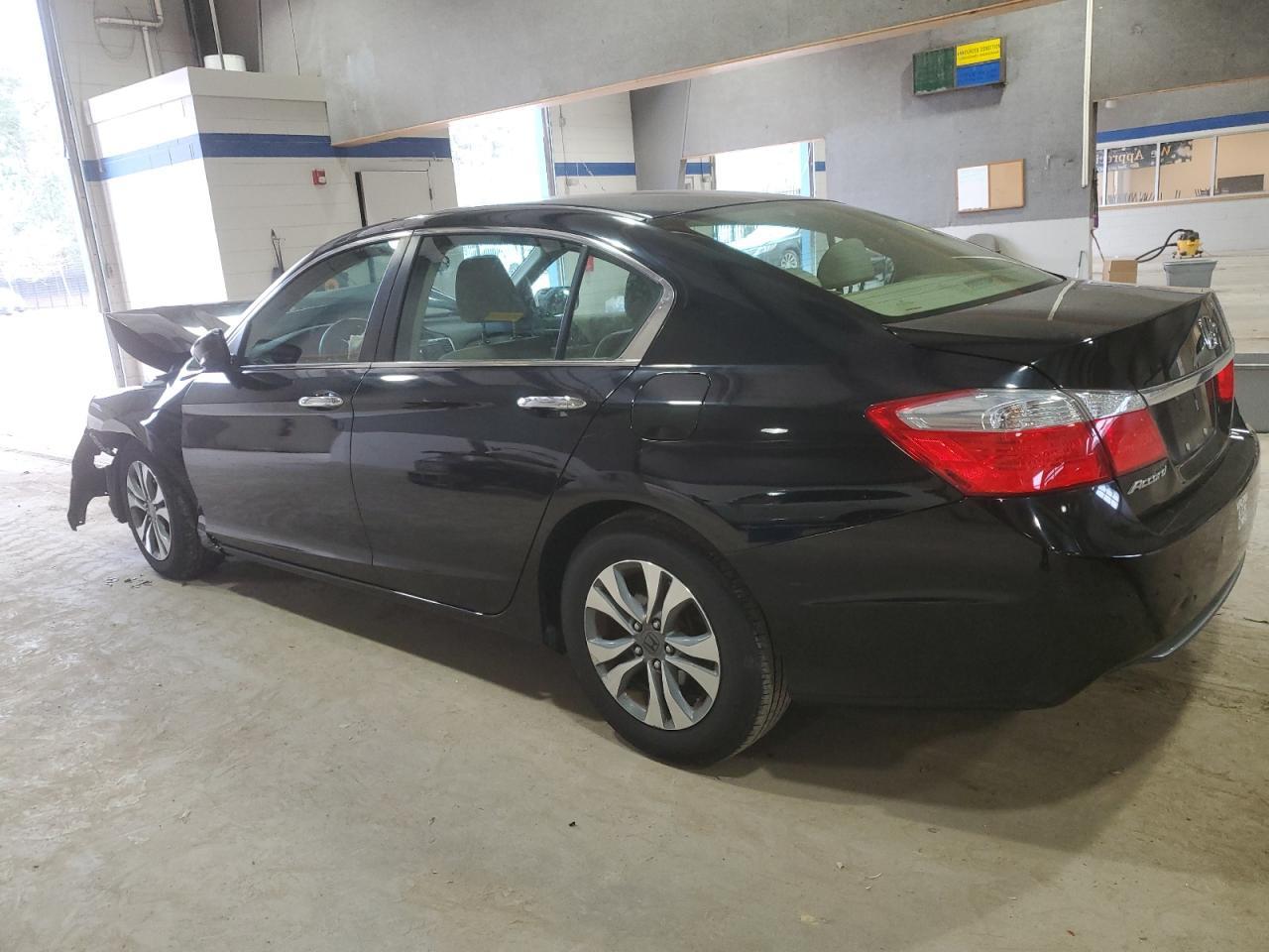 2014 HONDA ACCORD LX - Фото 2