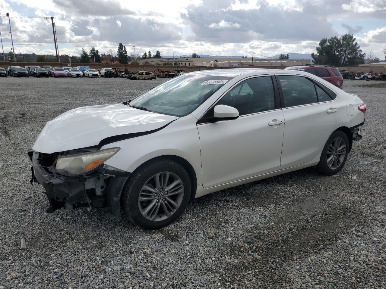 2016 TOYOTA CAMRY LE