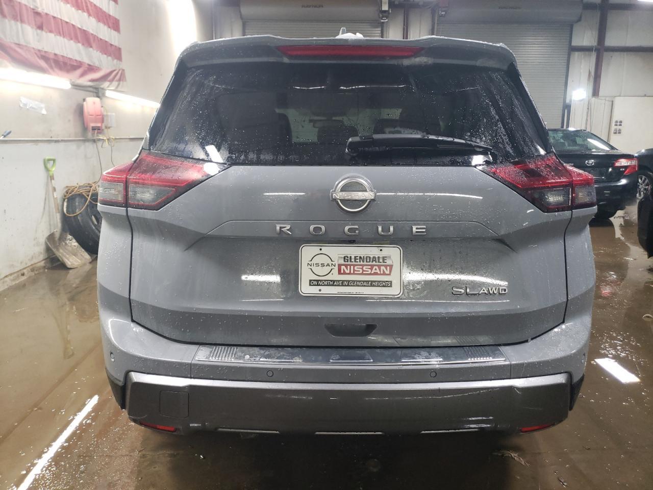 2024 NISSAN ROGUE SL - Image 6