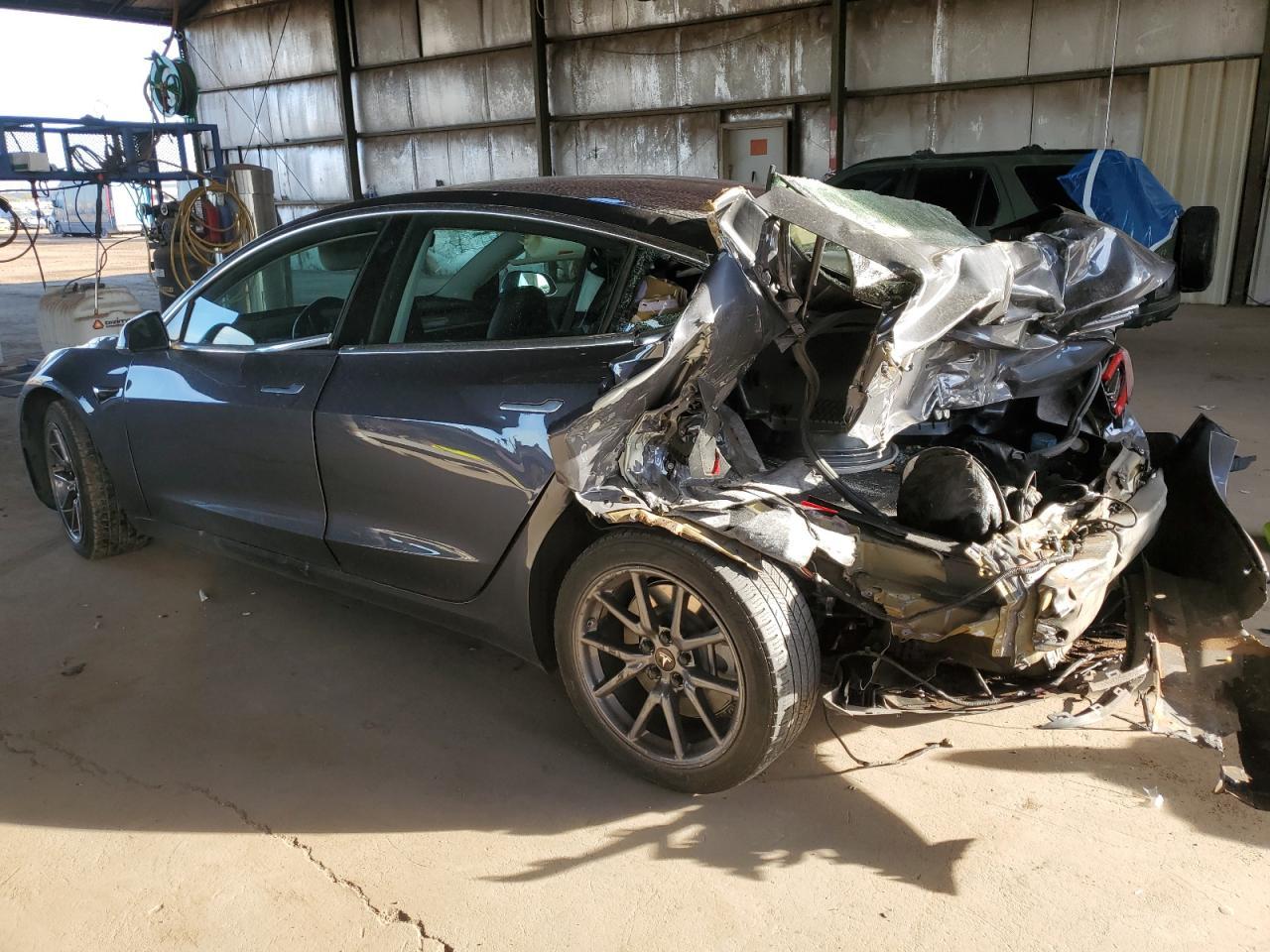 2019 TESLA MODEL 3 - Image 2