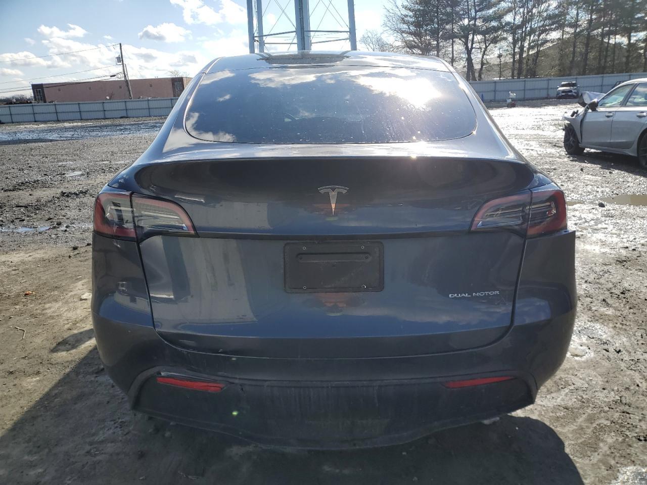 2023 TESLA MODEL Y - Image 6