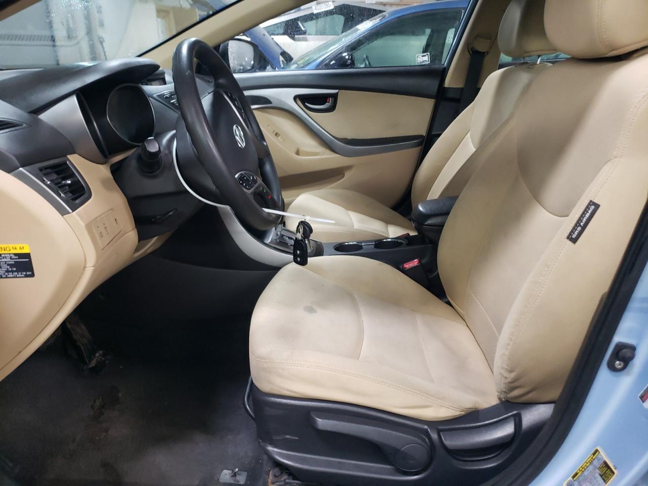 2013 HYUNDAI ELANTRA GL - Image 7