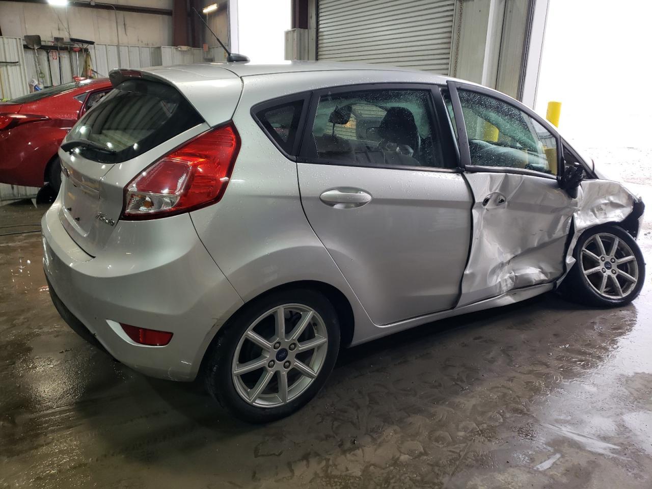 2019 FORD FIESTA SE - Image 3