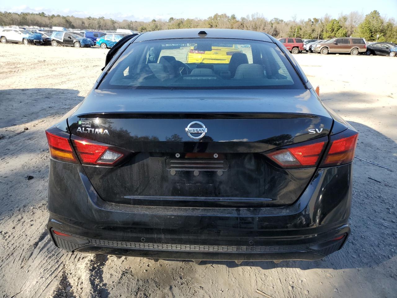 2022 NISSAN ALTIMA SV - Image 6