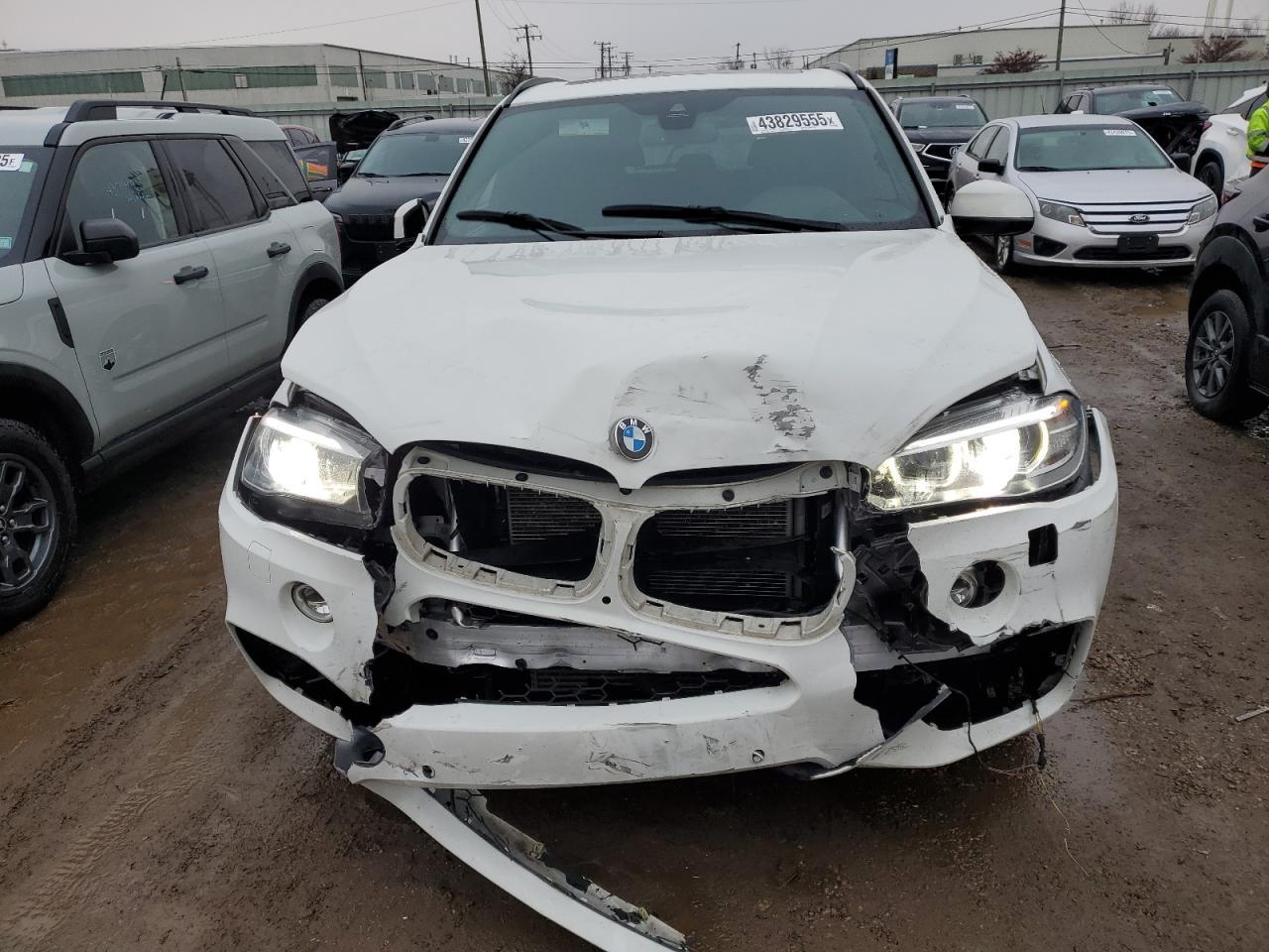2017 BMW X5 XDRIVE3 - Фото 5