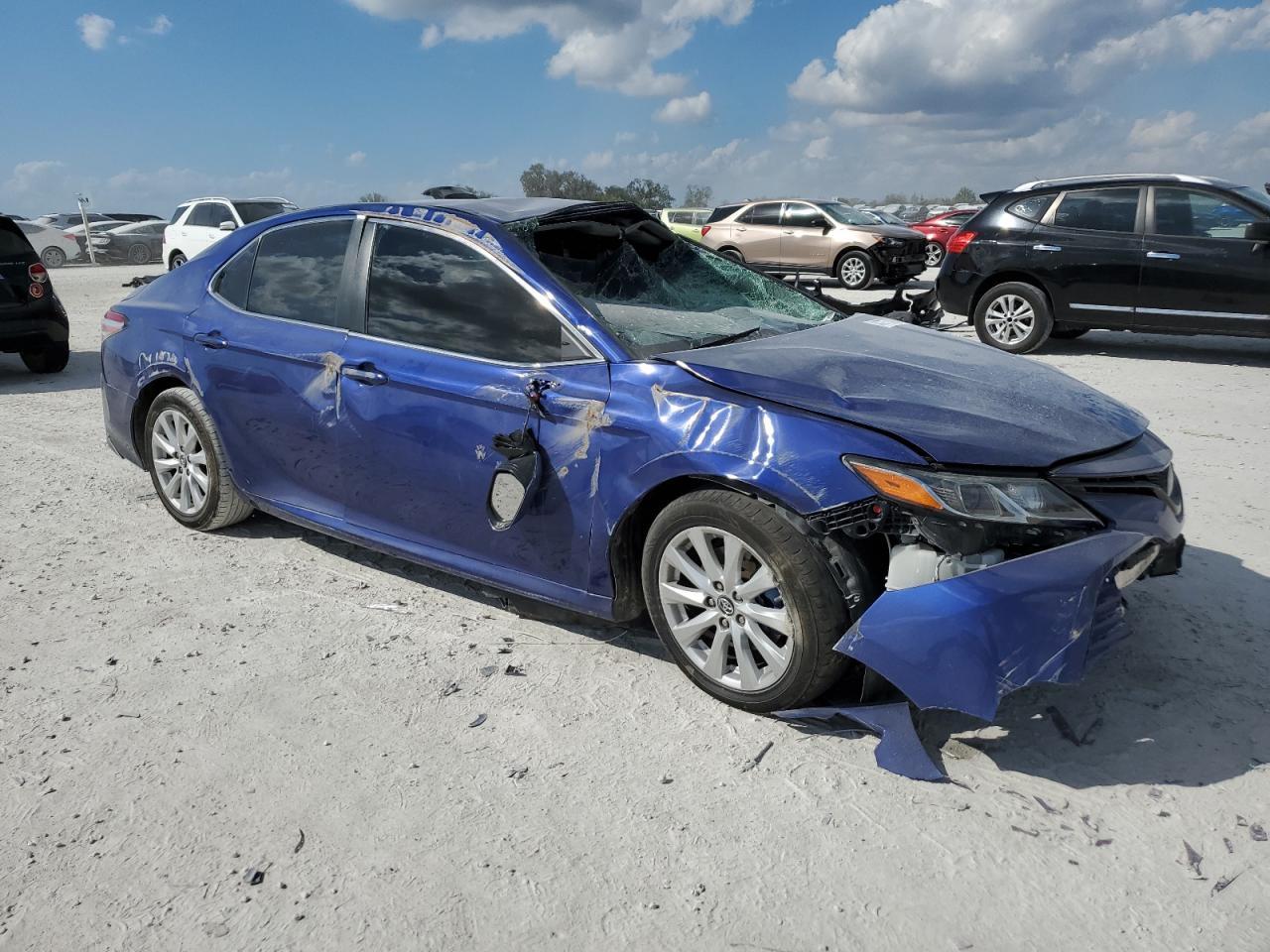 2018 TOYOTA CAMRY L - Image 4