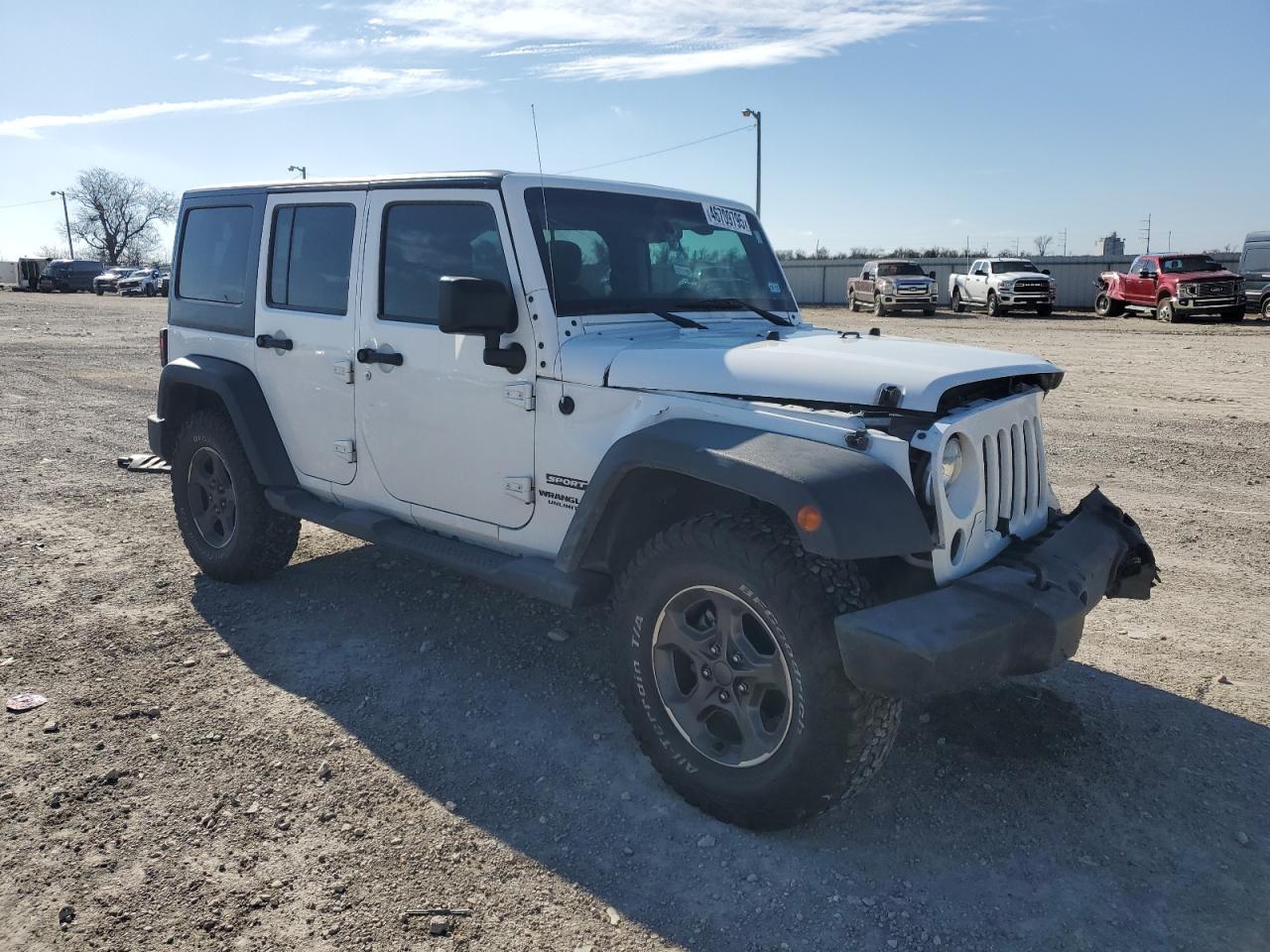 2017 JEEP WRANGLER U - Image 4